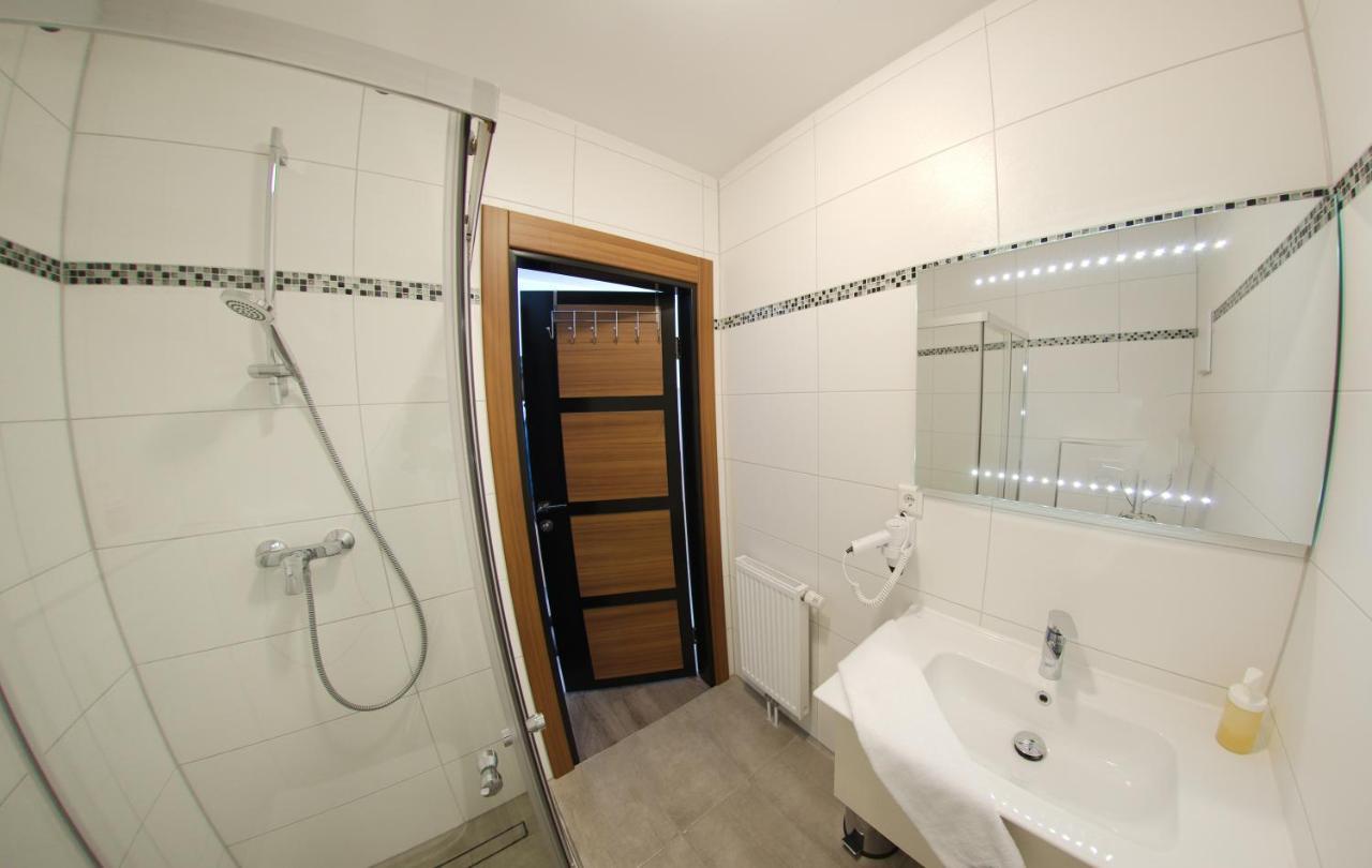 Hotel Hausen Obertshausen Frankfurt Экстерьер фото