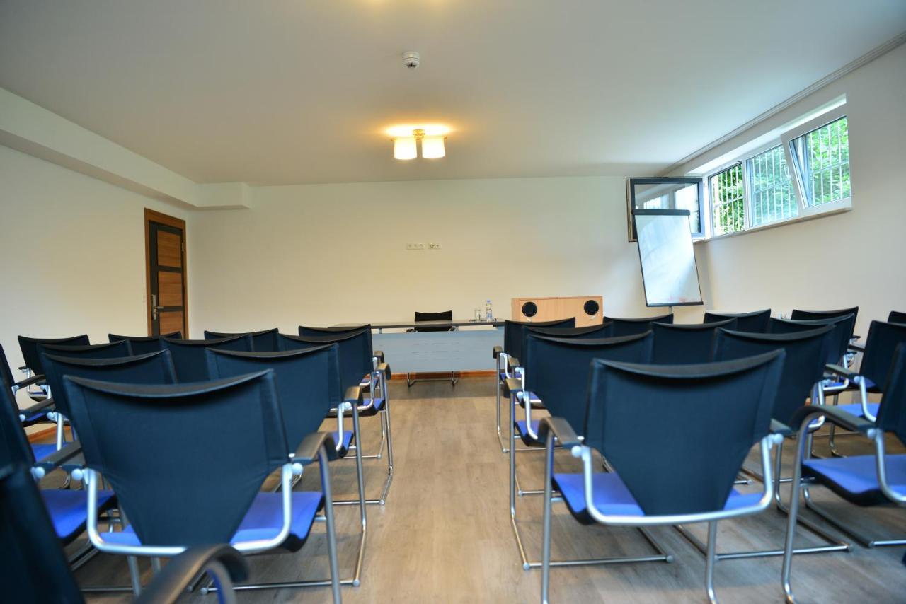 Hotel Hausen Obertshausen Frankfurt Экстерьер фото